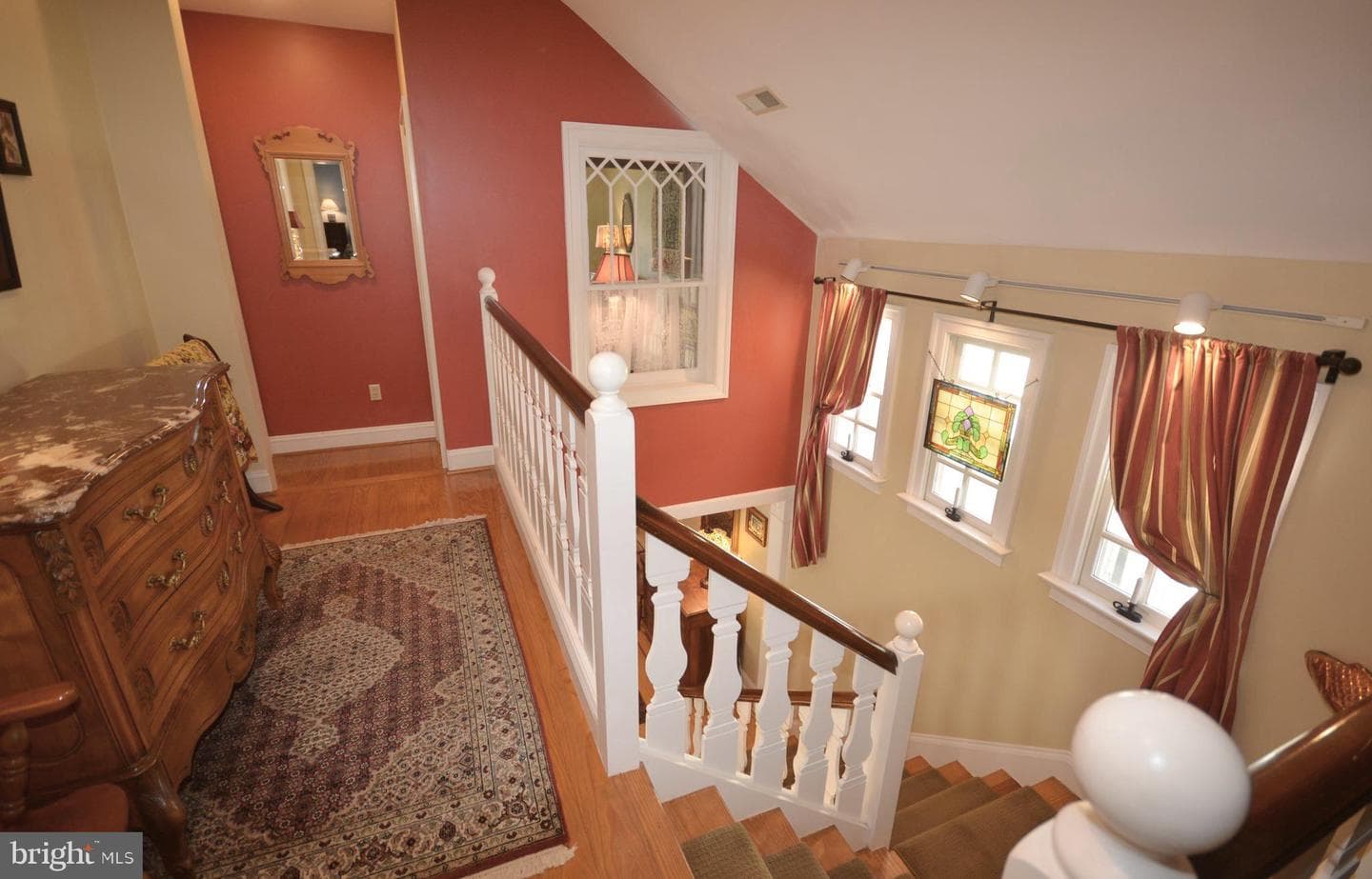 106 Grace Street photo 39