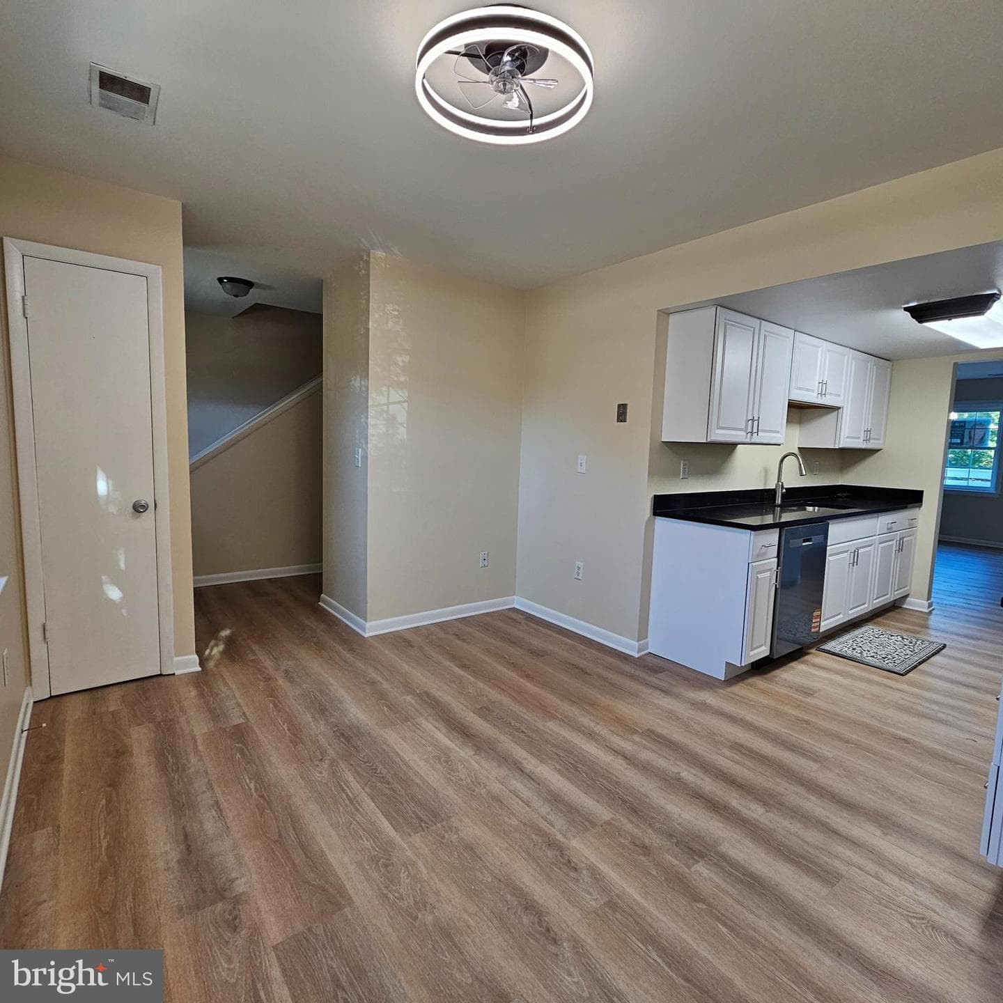 29595 Dutchmans Lane #602 photo 6