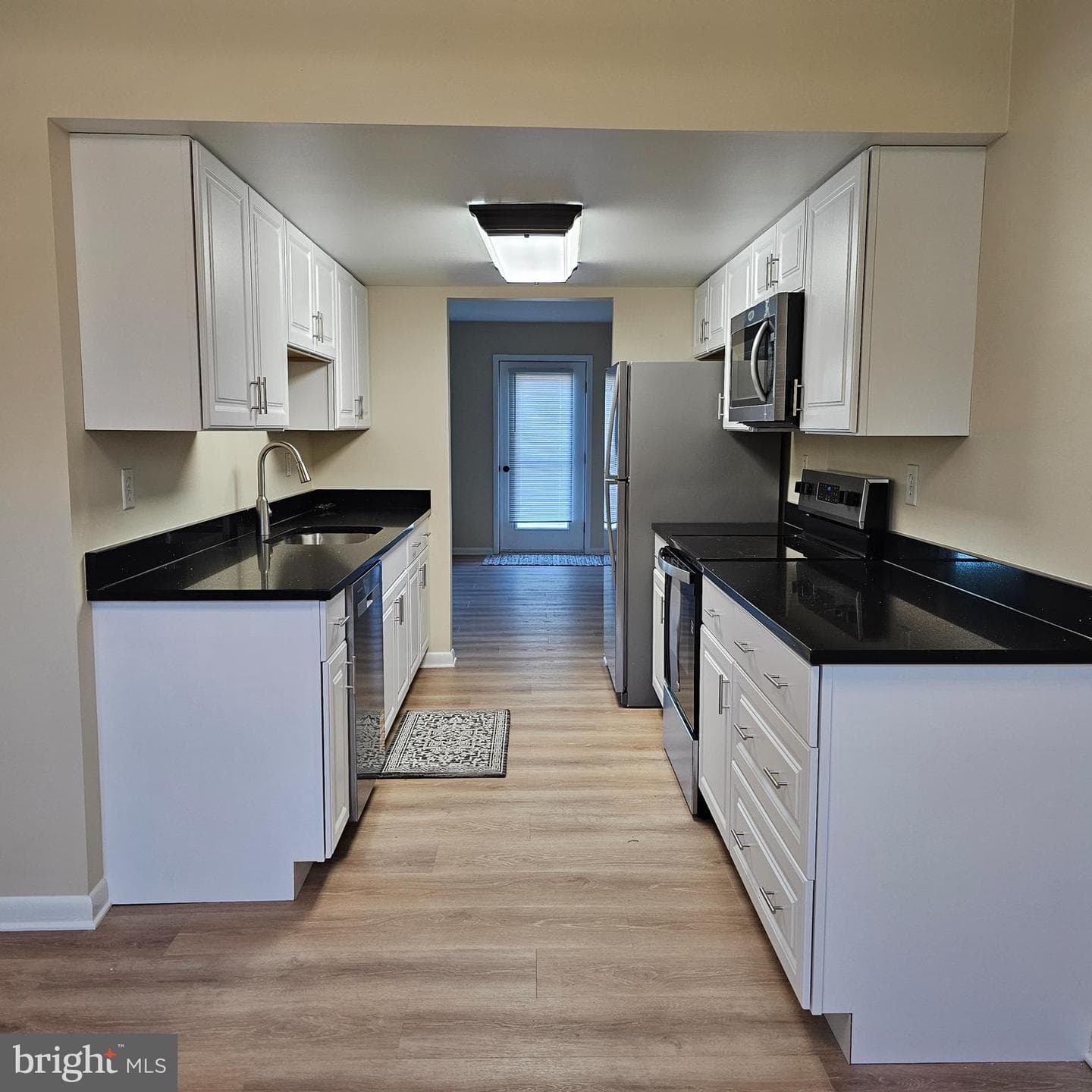 29595 Dutchmans Lane #602 photo 9