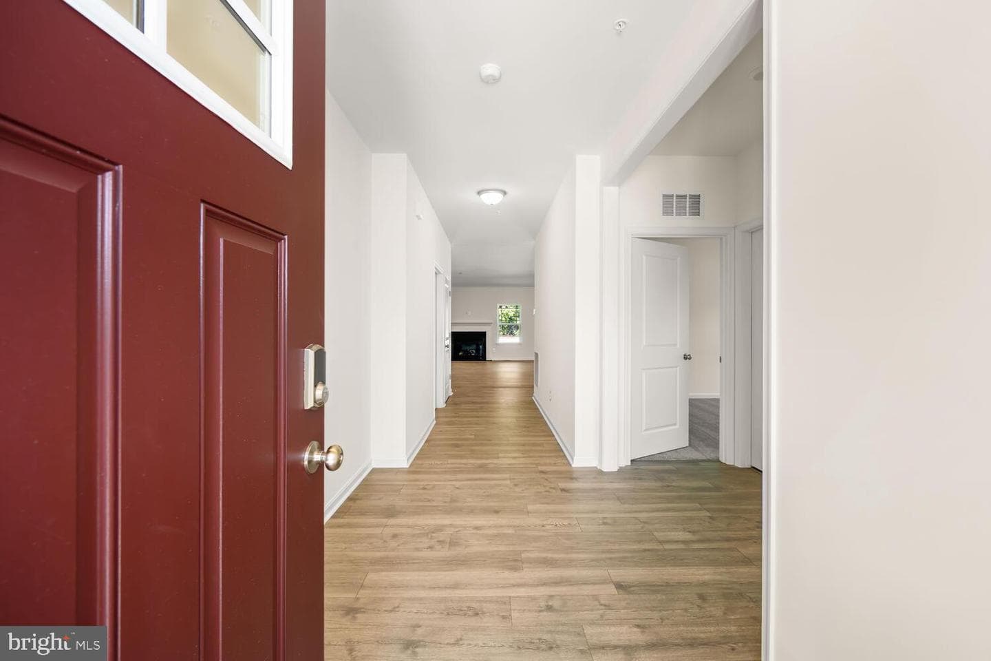 5648 Trafalgar Cir photo 6