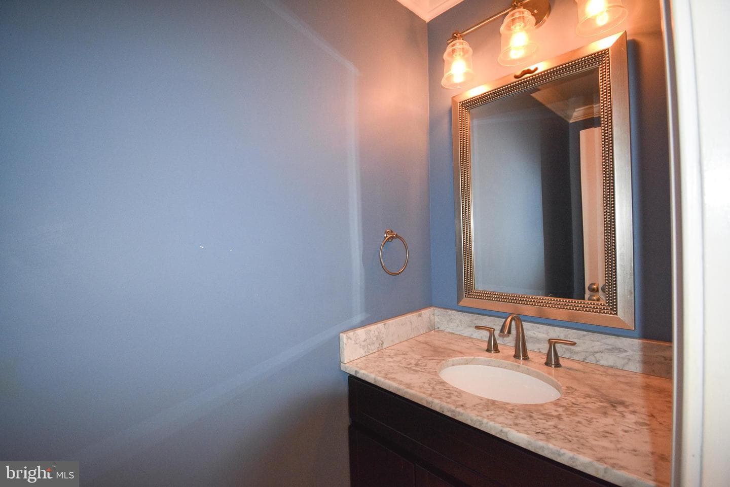 8388 Colony Circle photo 16