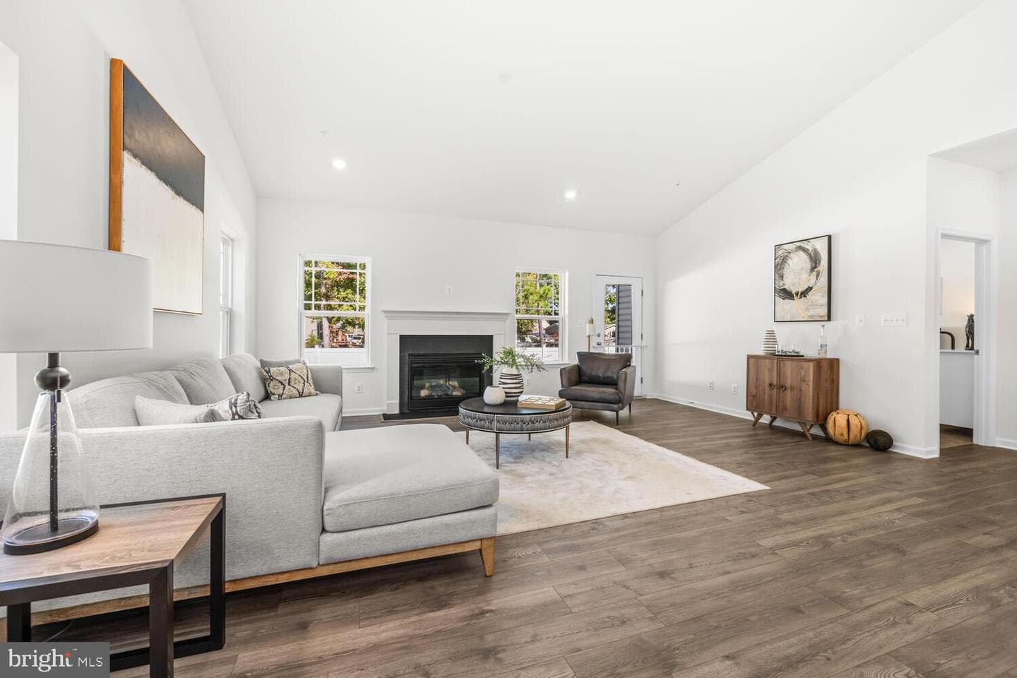 5654 Trafalgar Cir photo 18