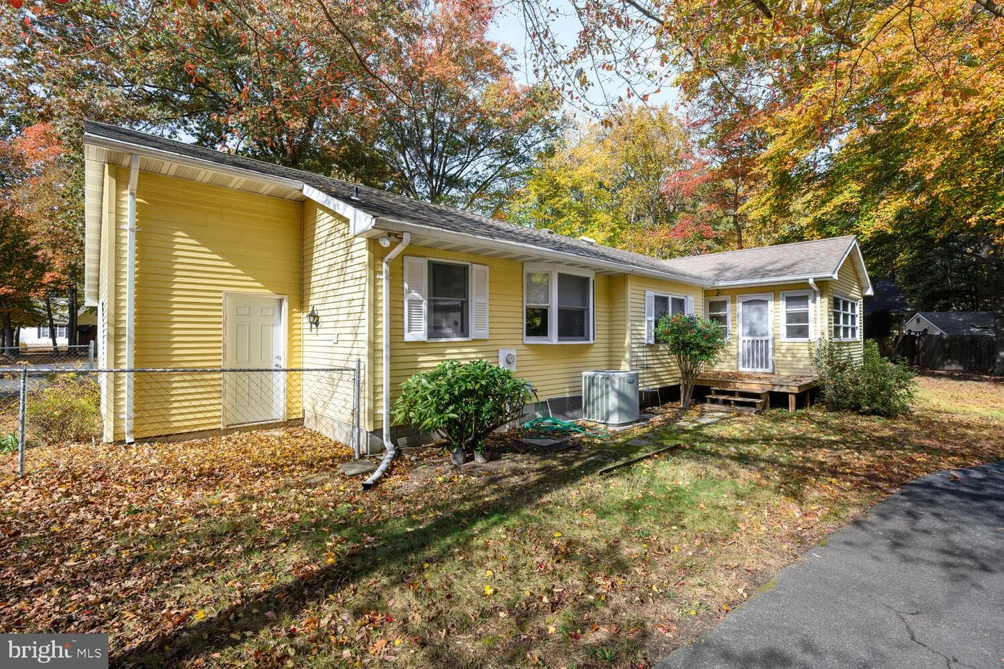 29202 Holly Road photo 10