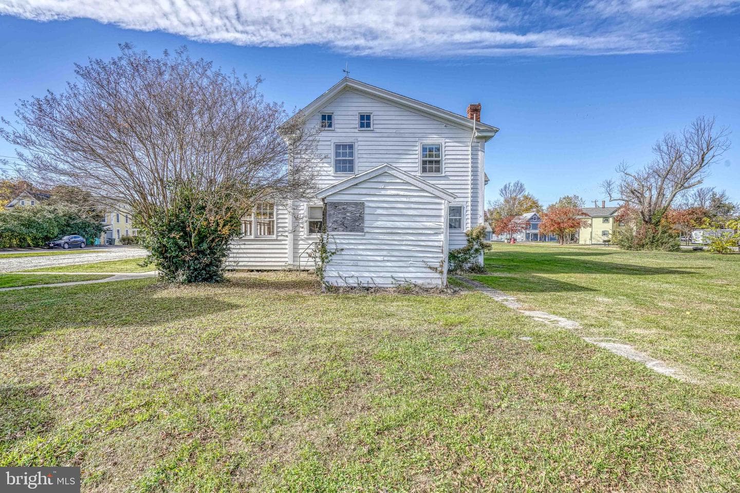 21486 Mission Road photo 10