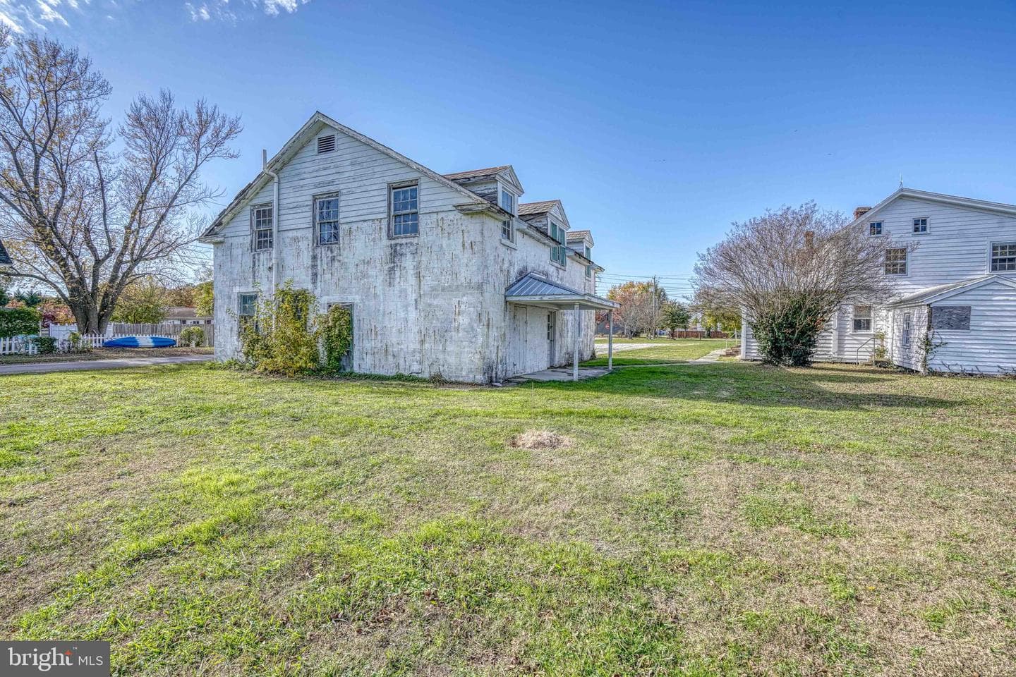 21486 Mission Road photo 18