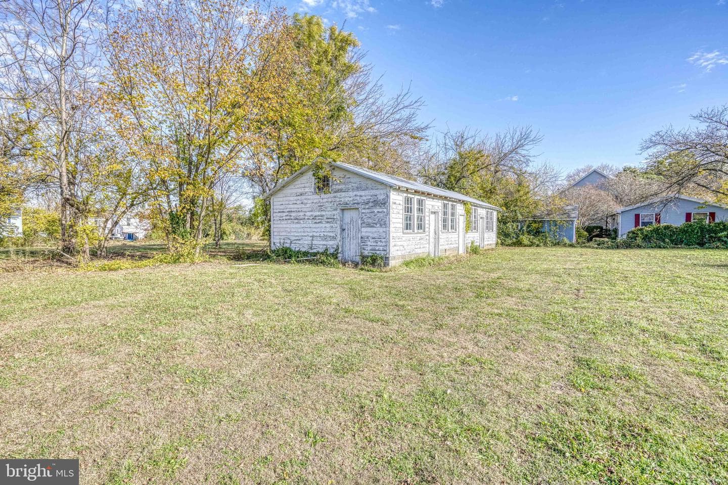 21486 Mission Road photo 20