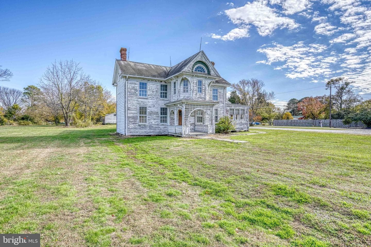 21486 Mission Road photo 6