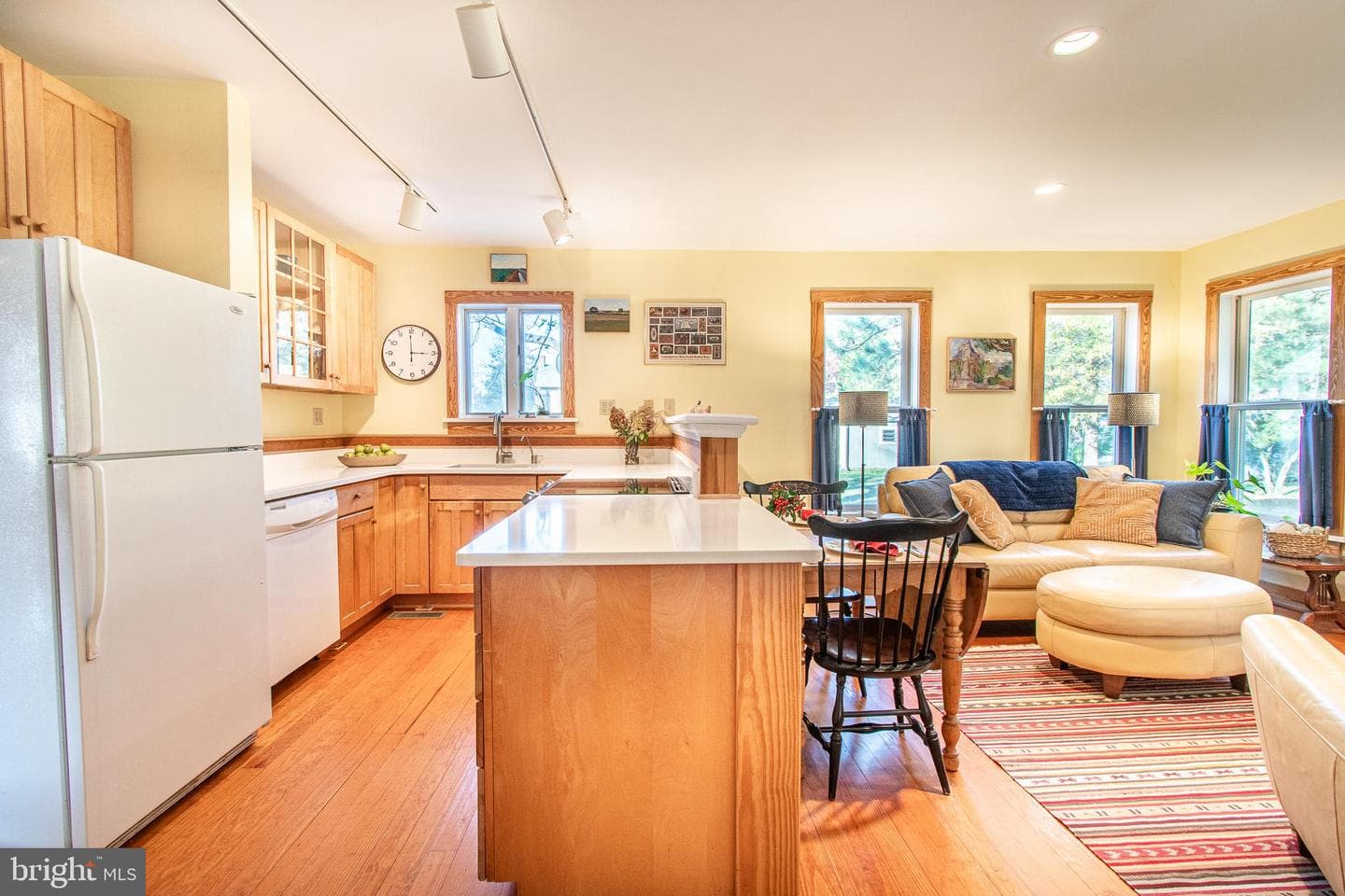8805 Cummings Road photo 5