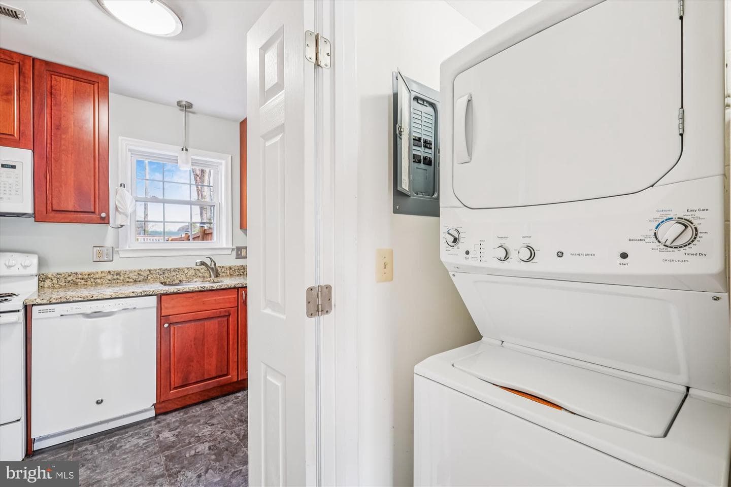209 Webb Lane photo 10