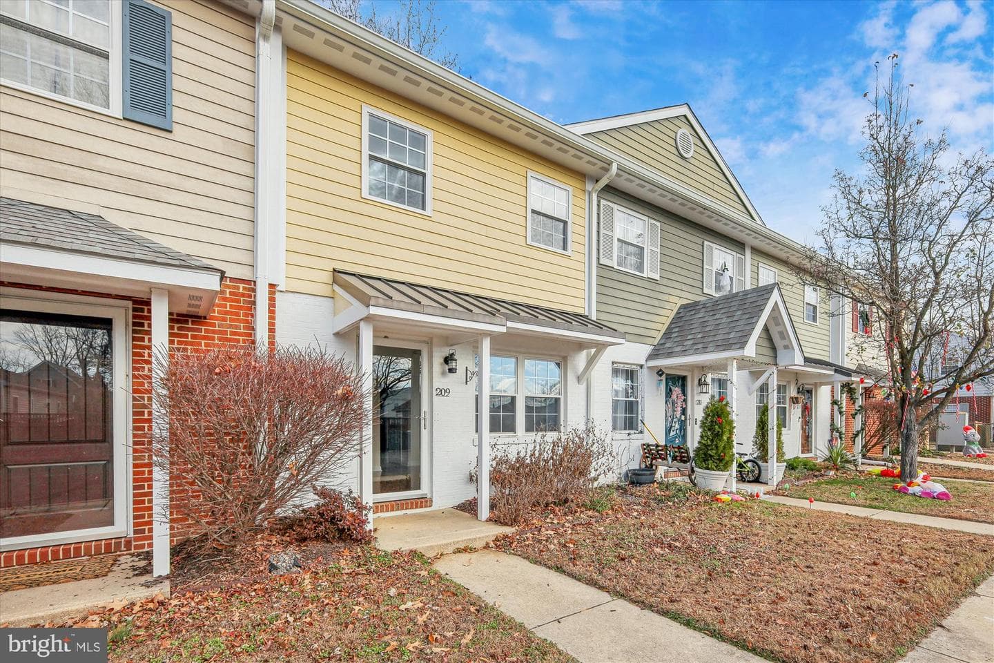 209 Webb Lane photo 2