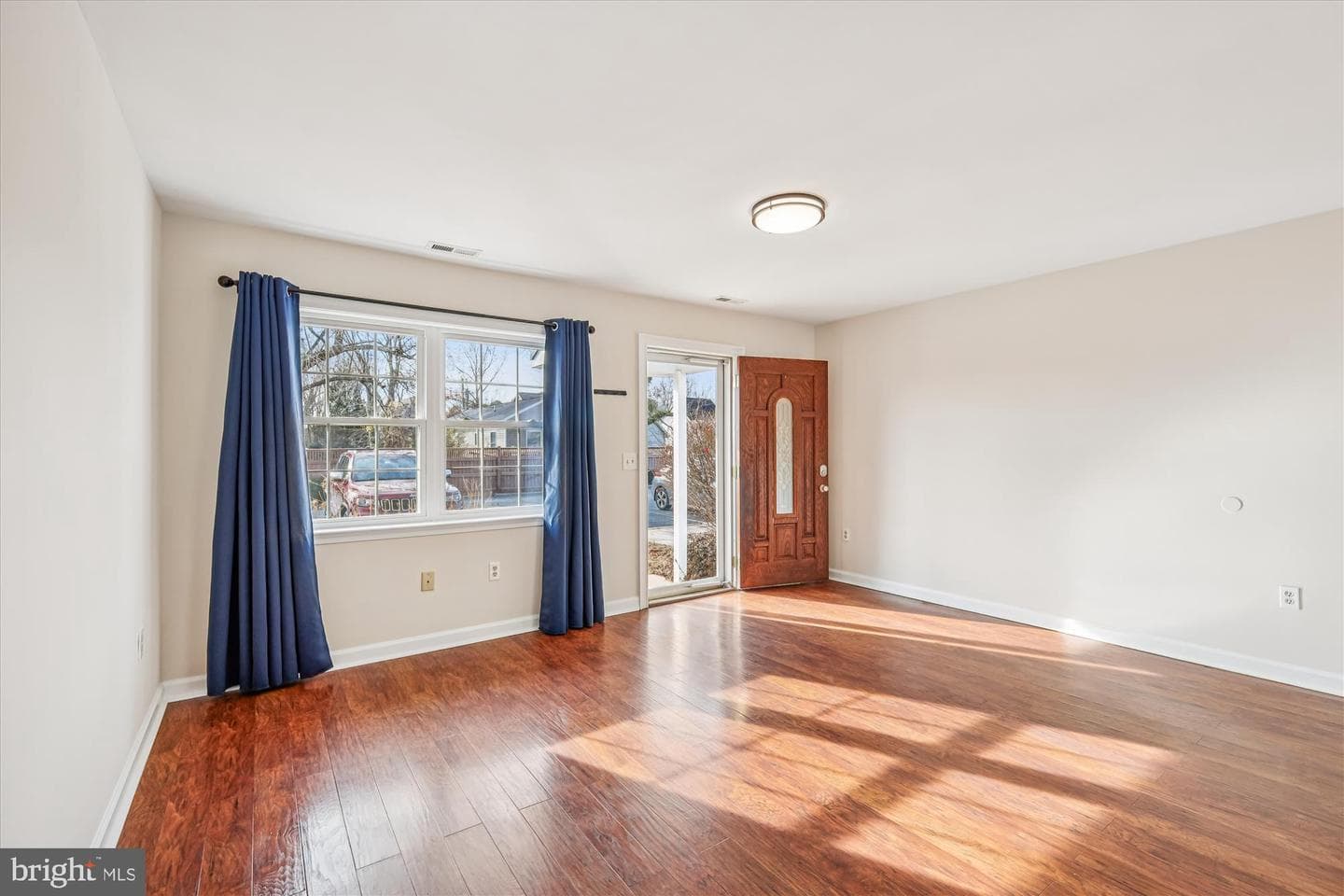 209 Webb Lane photo 3
