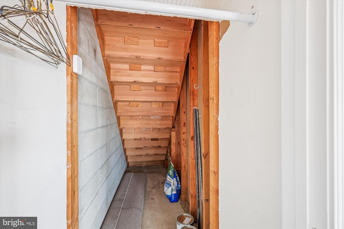 209 Webb Lane photo 32