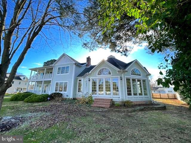 216 E Chew Ave photo 3