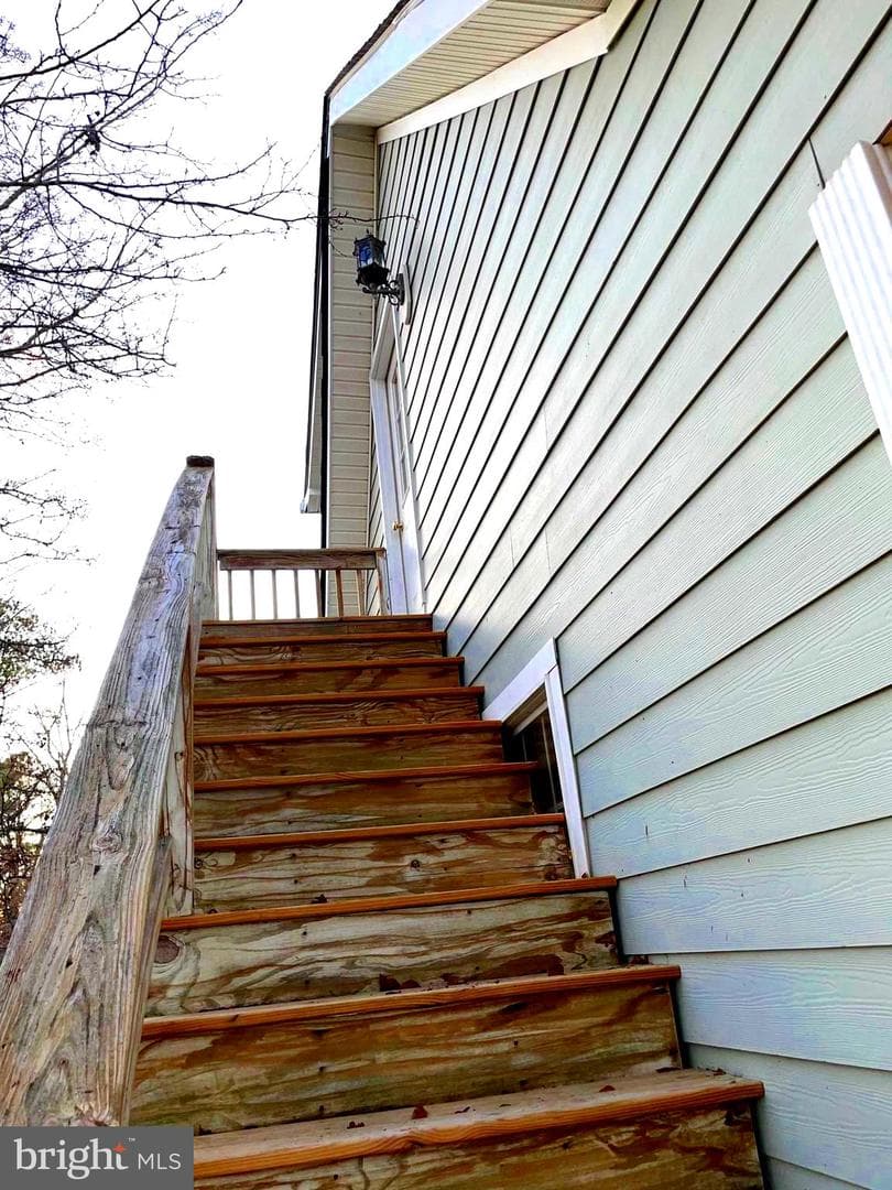 216 E Chew Ave photo 43