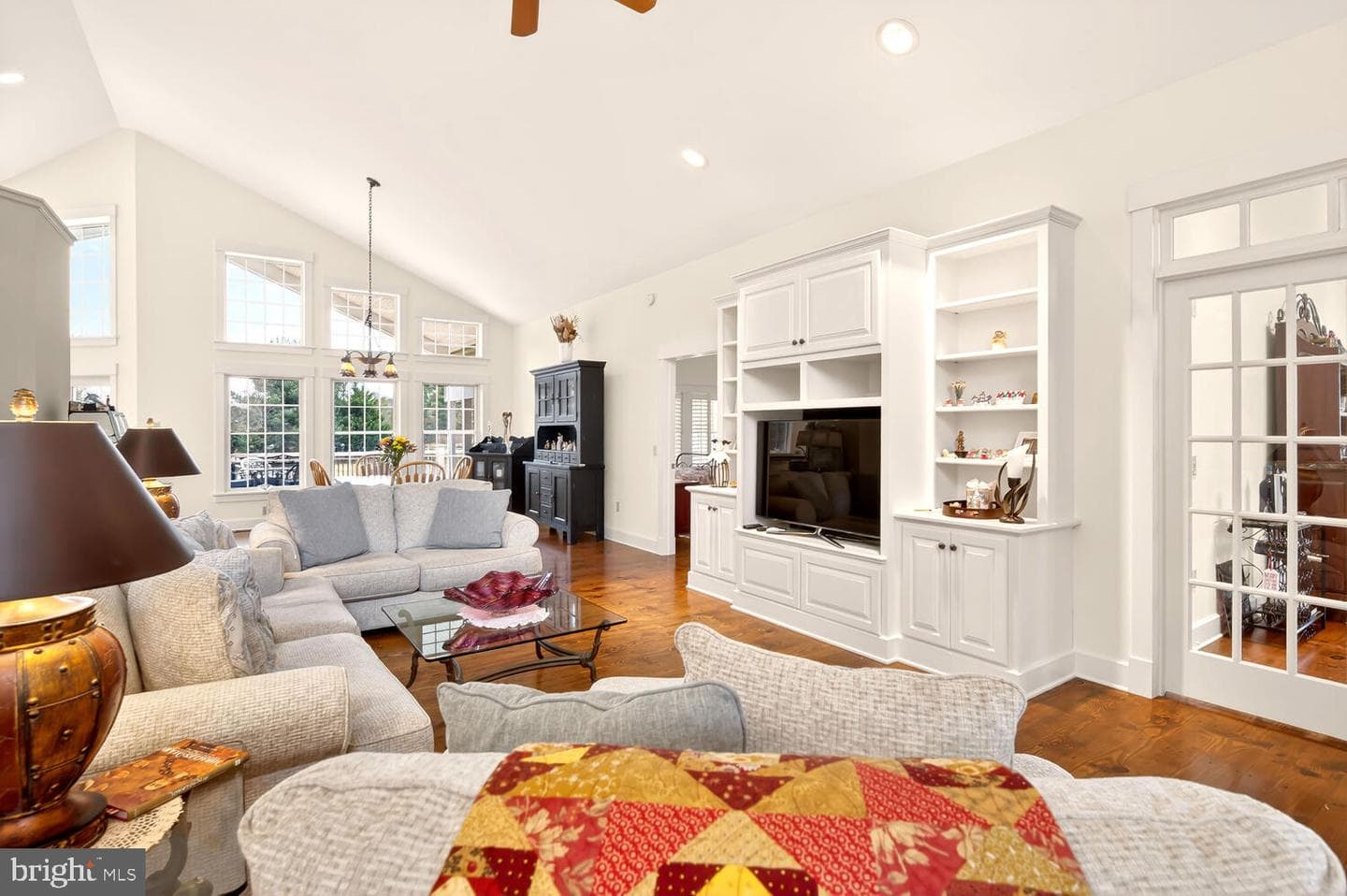 7605 Pendleton Farm Lane photo 16