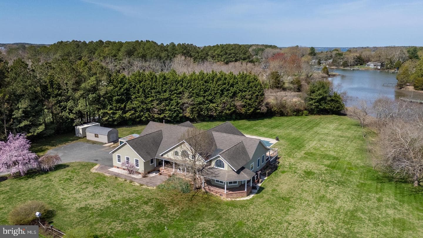 7605 Pendleton Farm Lane photo 3