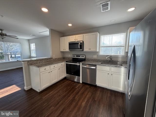 305 Bethune Drive photo 4
