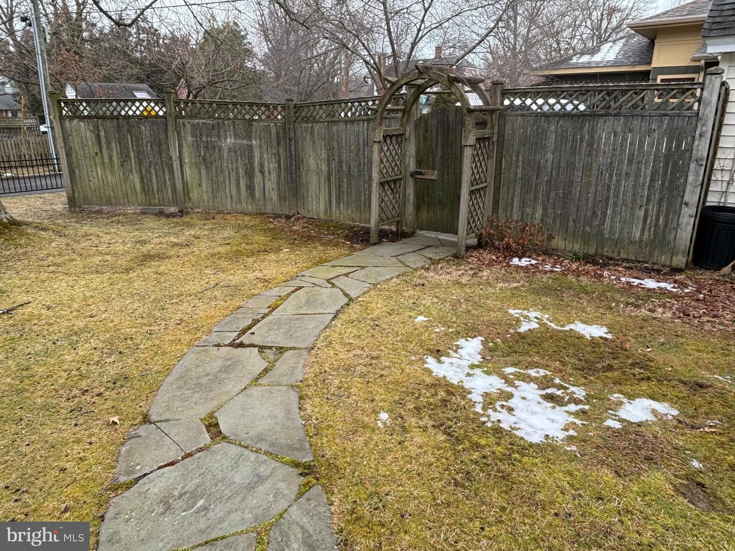 221 S Harrison Street photo 42