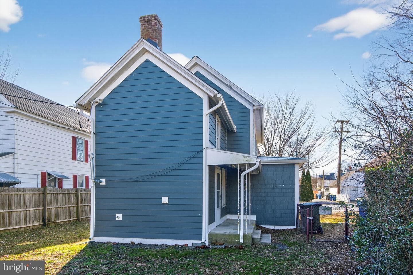 305 Brookletts Avenue photo 3