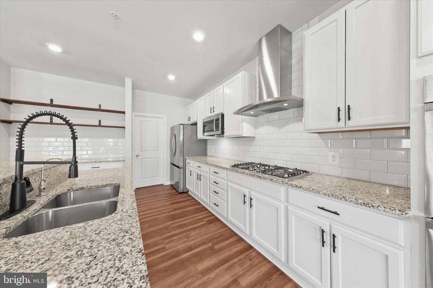 5559 Trafalgar Circle photo 29