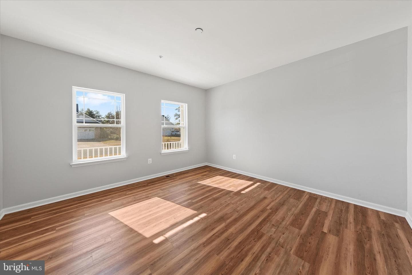 5559 Trafalgar Circle photo 35