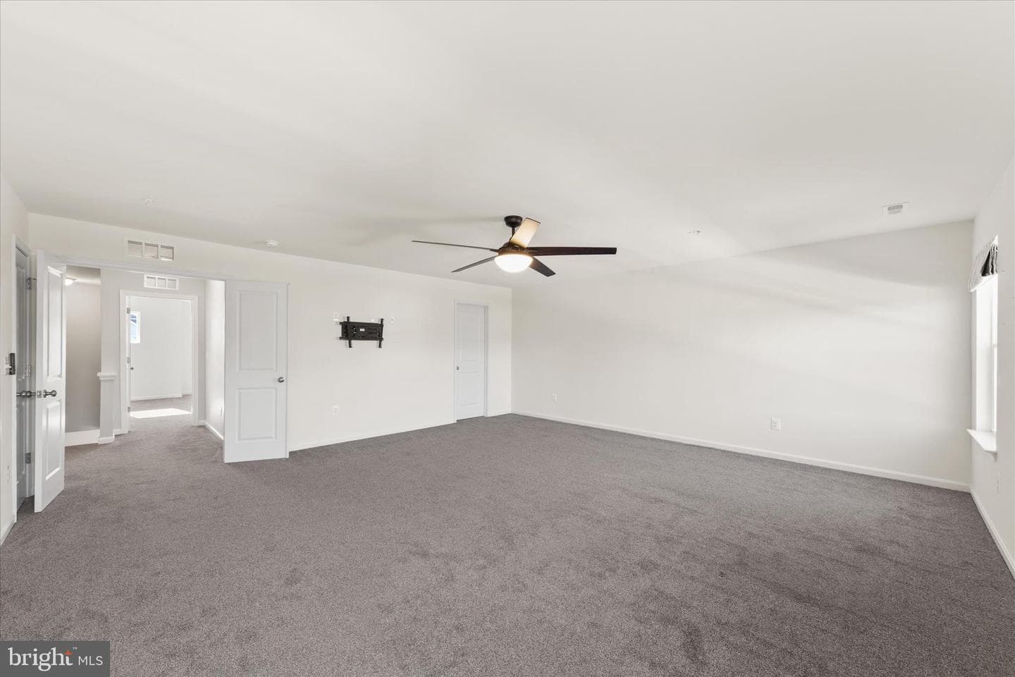 5559 Trafalgar Circle photo 47