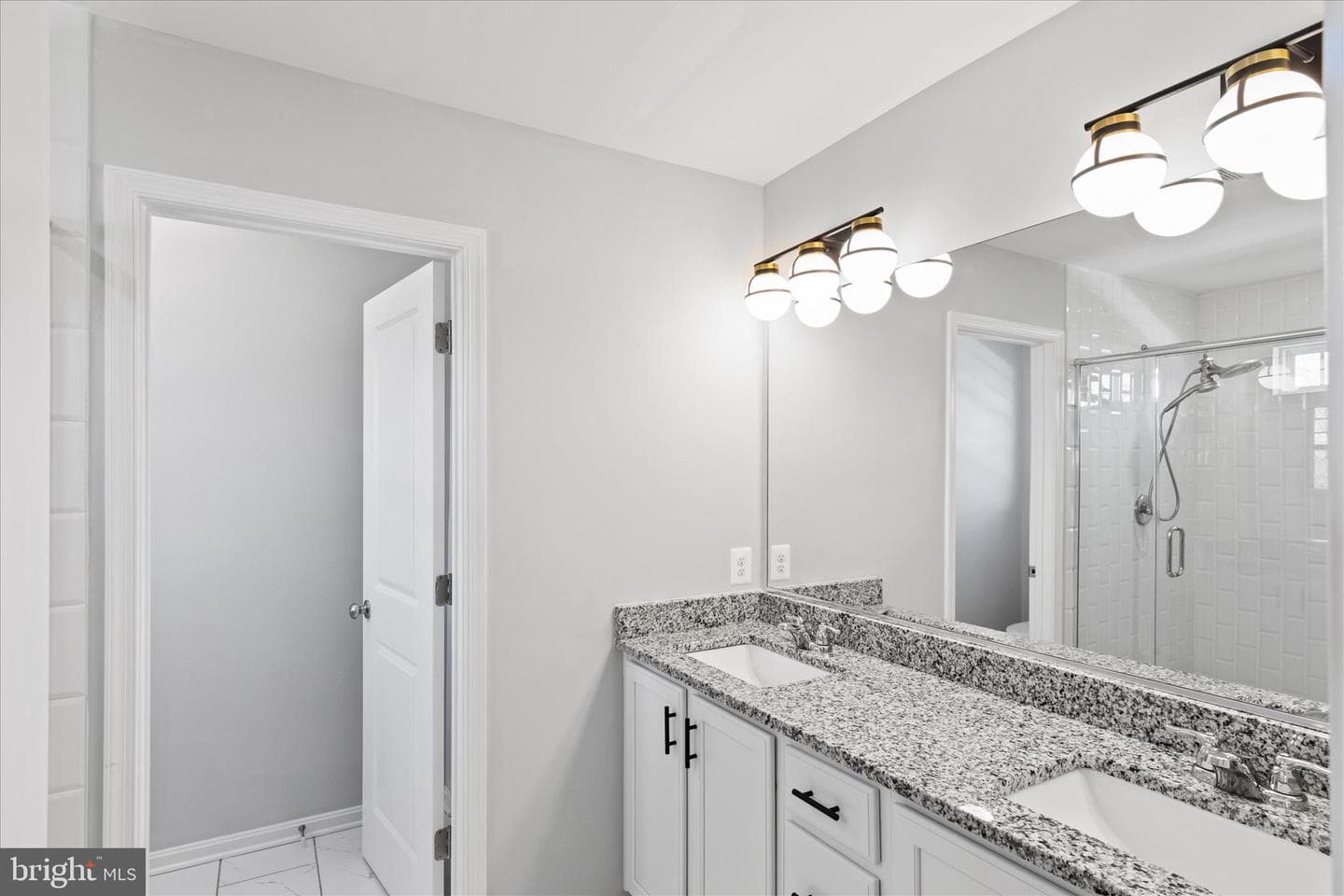 5559 Trafalgar Circle photo 48