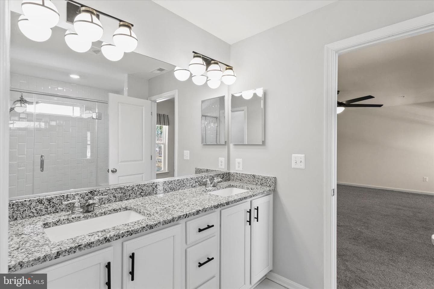 5559 Trafalgar Circle photo 50
