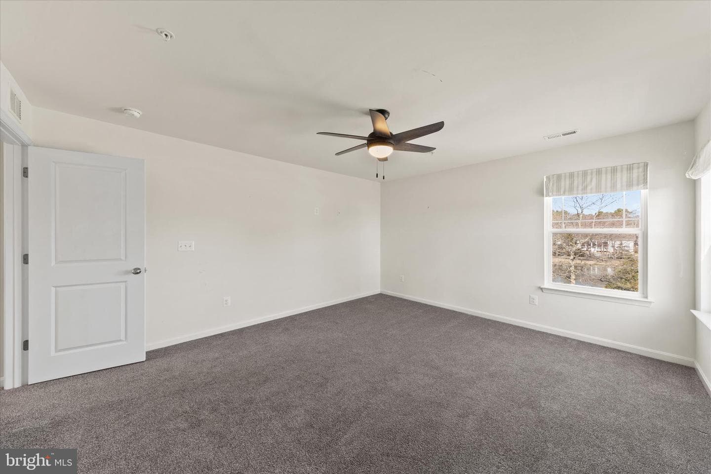 5559 Trafalgar Circle photo 57