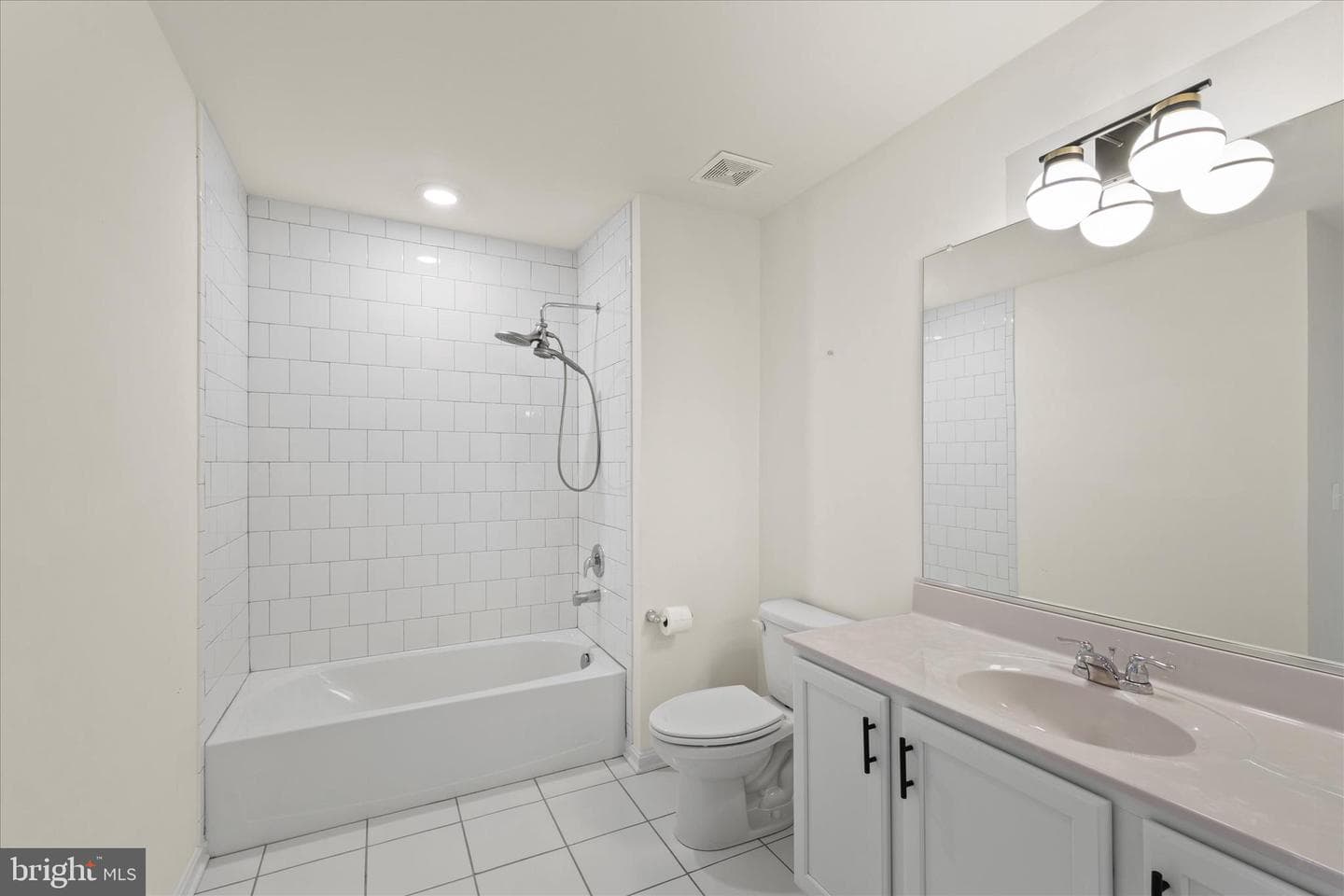 5559 Trafalgar Circle photo 59