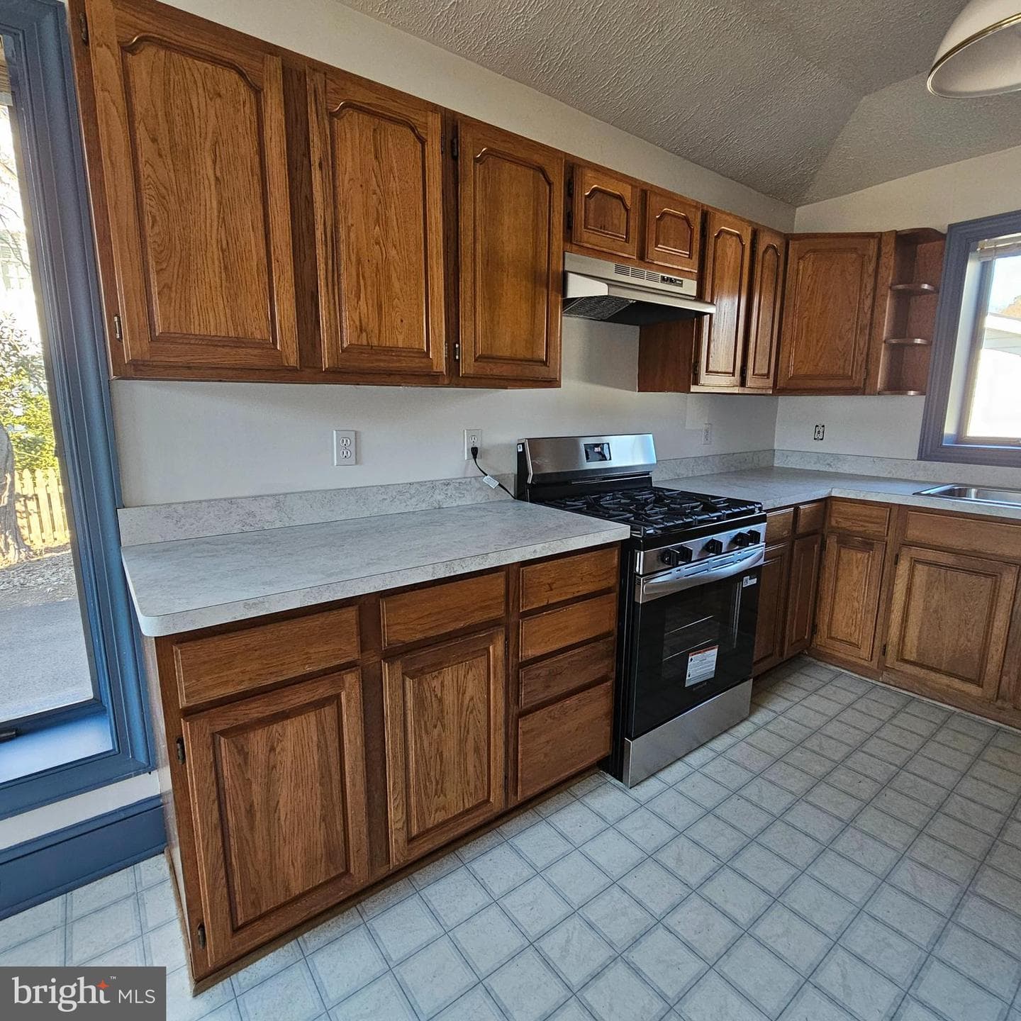 807 S Morris Street photo 21