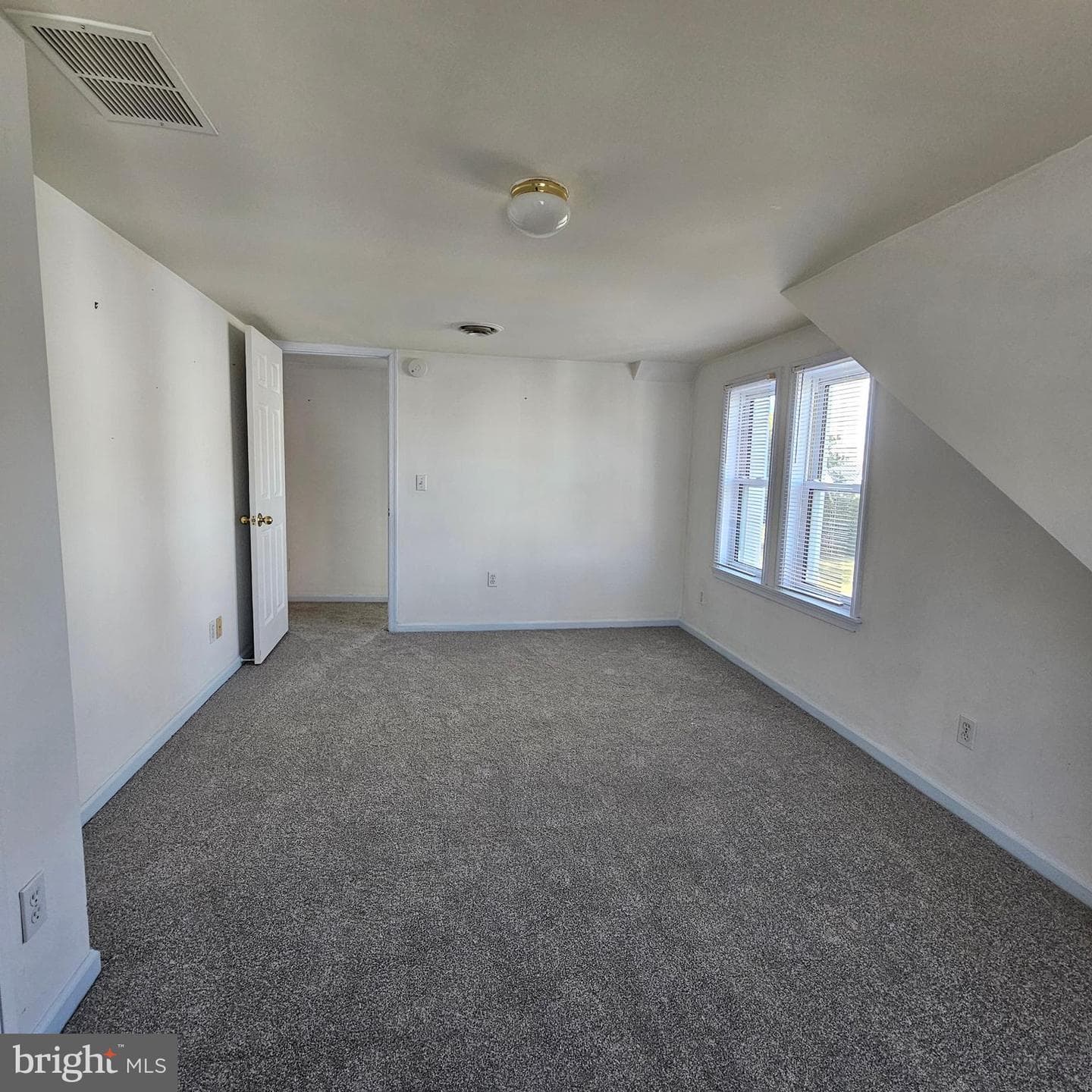 807 S Morris Street photo 30