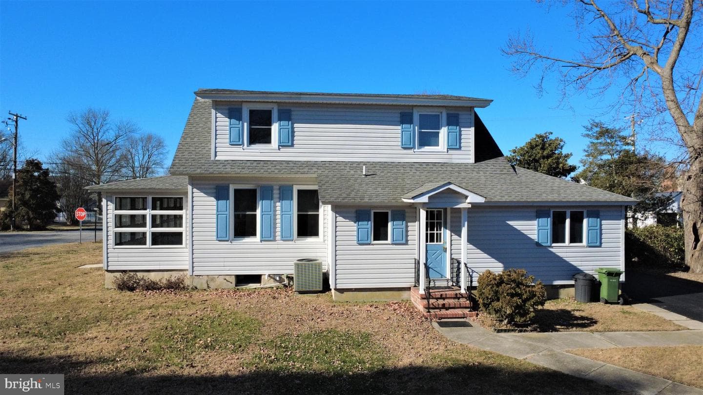 807 S Morris Street photo 34