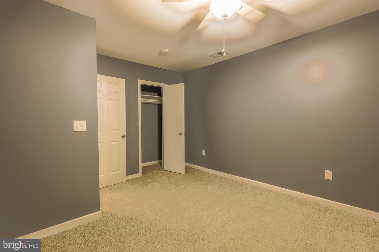 29595 Dutchmans Lane #42/701 photo 17