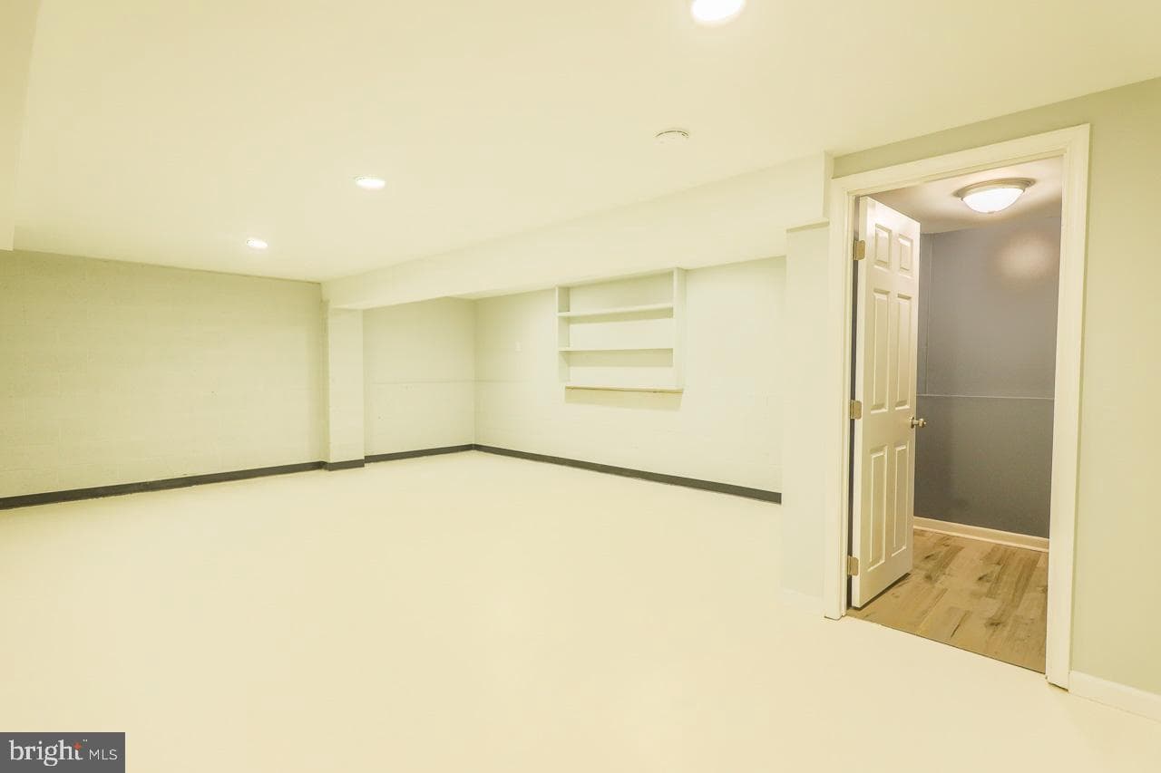 29595 Dutchmans Lane #42/701 photo 23