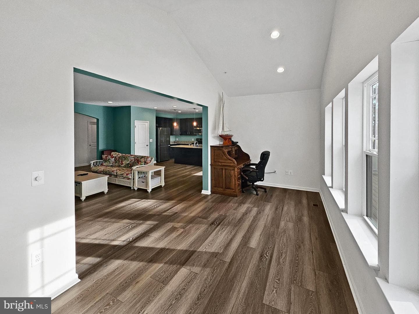 5582 Trafalgar Circle photo 8