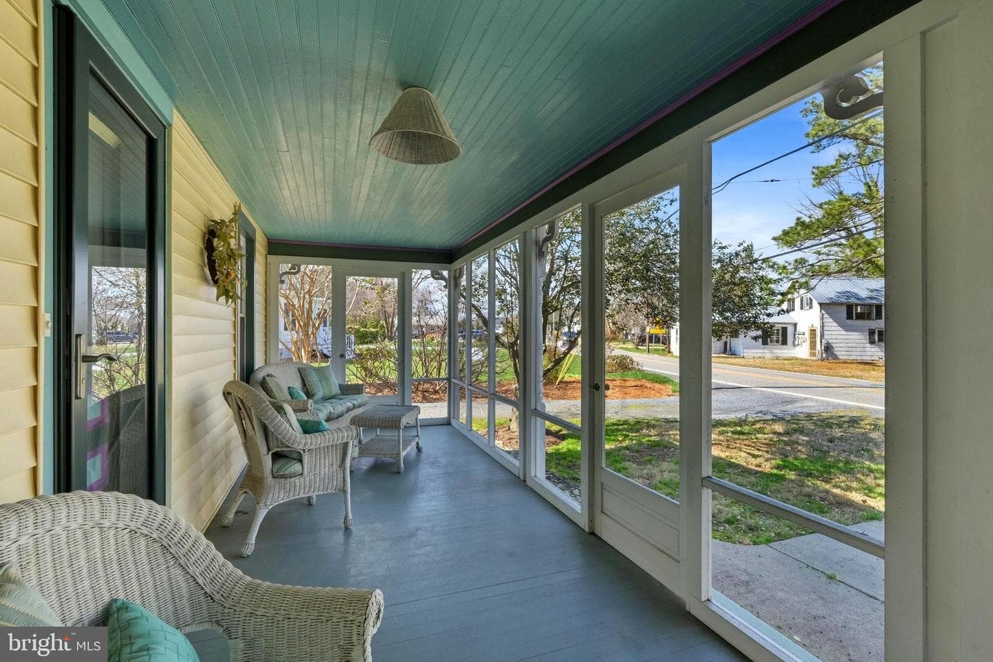 25913 Royal Oak Road photo 5