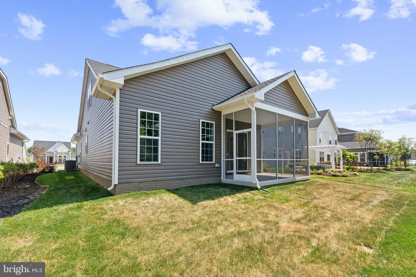 1009 Champlain Court photo 10