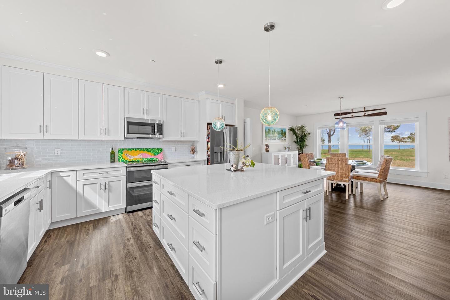7650 Ferry Cove Road photo 11