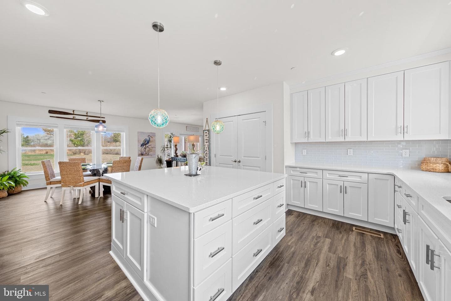 7650 Ferry Cove Road photo 12