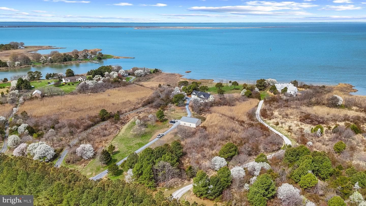 7650 Ferry Cove Road photo 44