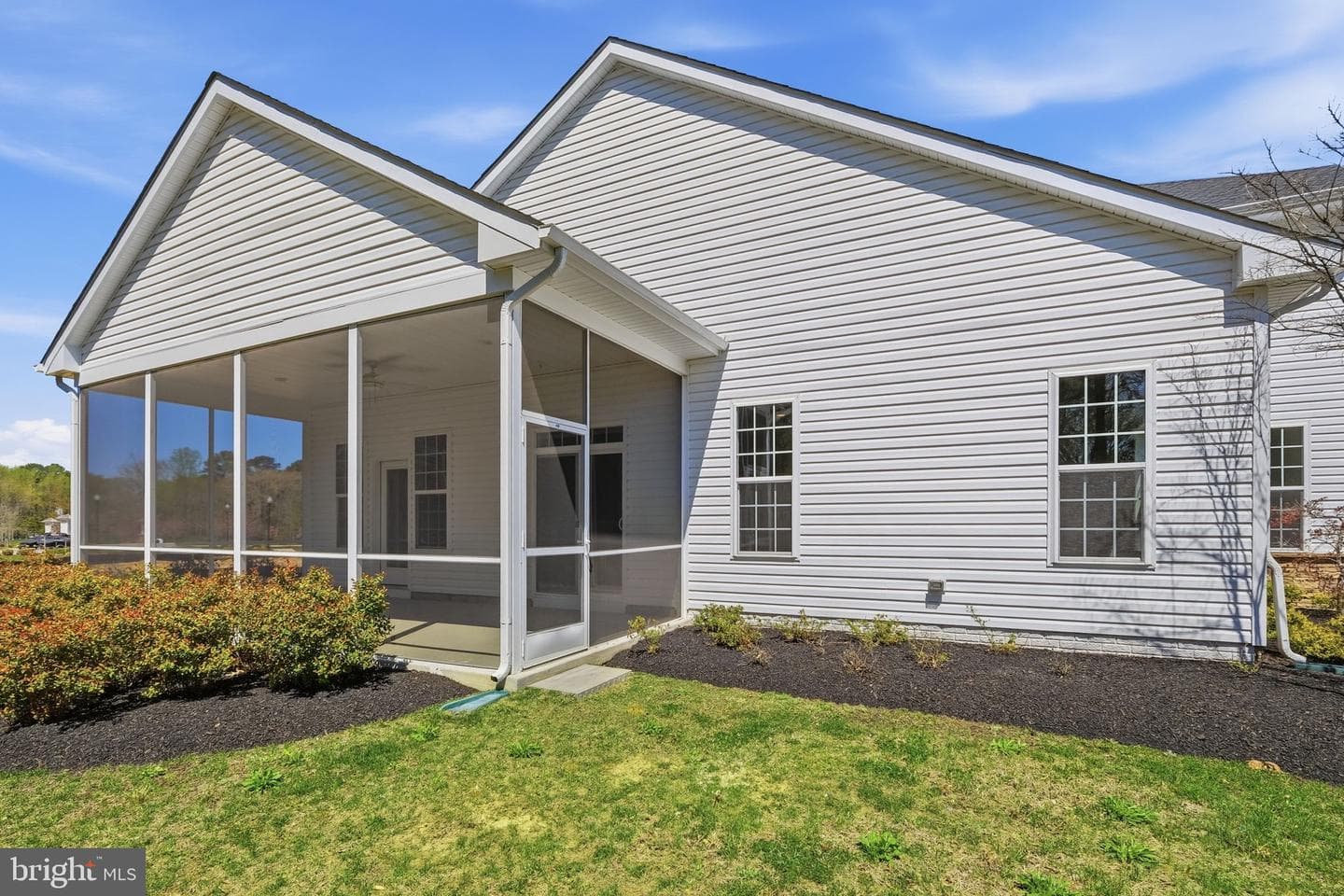 1003 Champlain Court photo 18