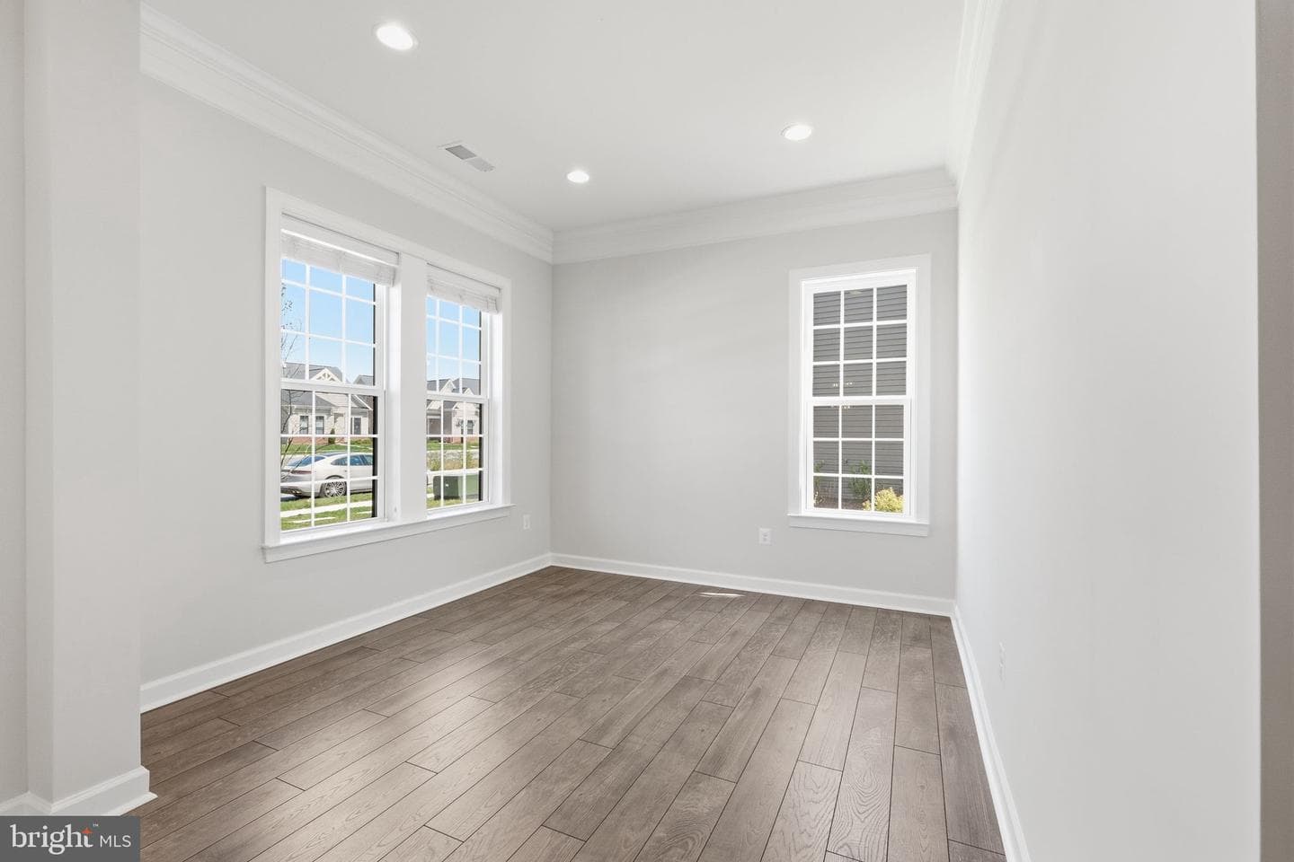 1003 Champlain Court photo 7