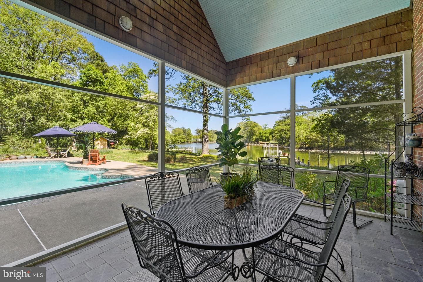 8075 Leehaven Road photo 46
