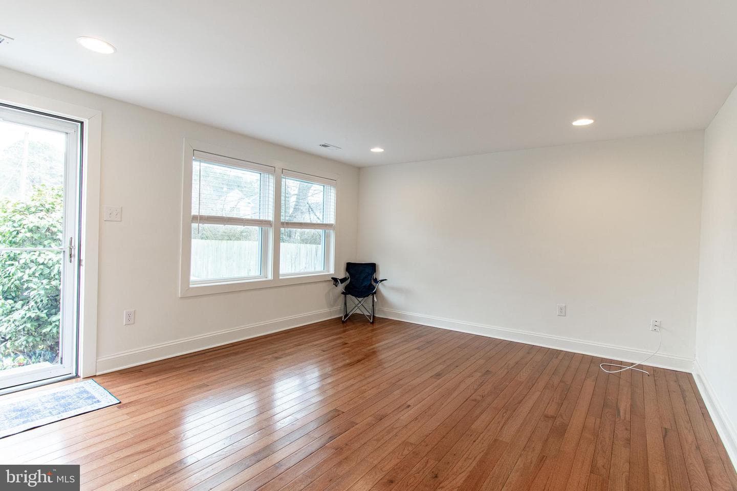 101 Brooks Lane photo 10