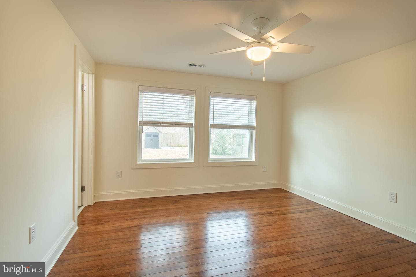 101 Brooks Lane photo 19