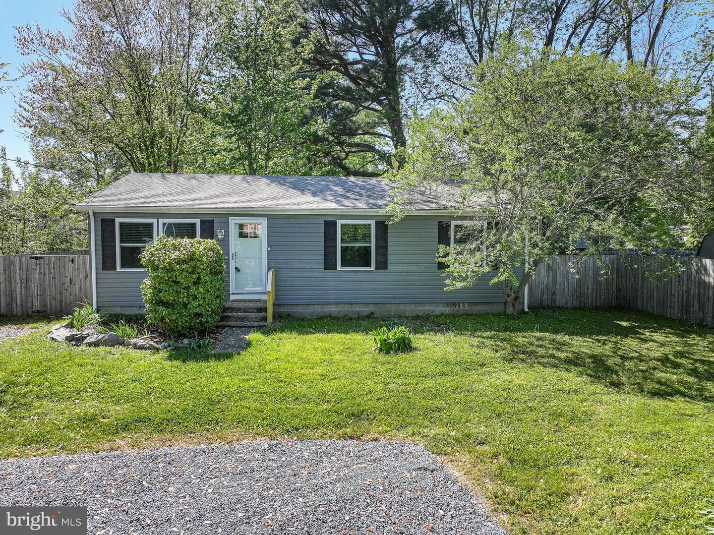 101 Brooks Lane photo 28