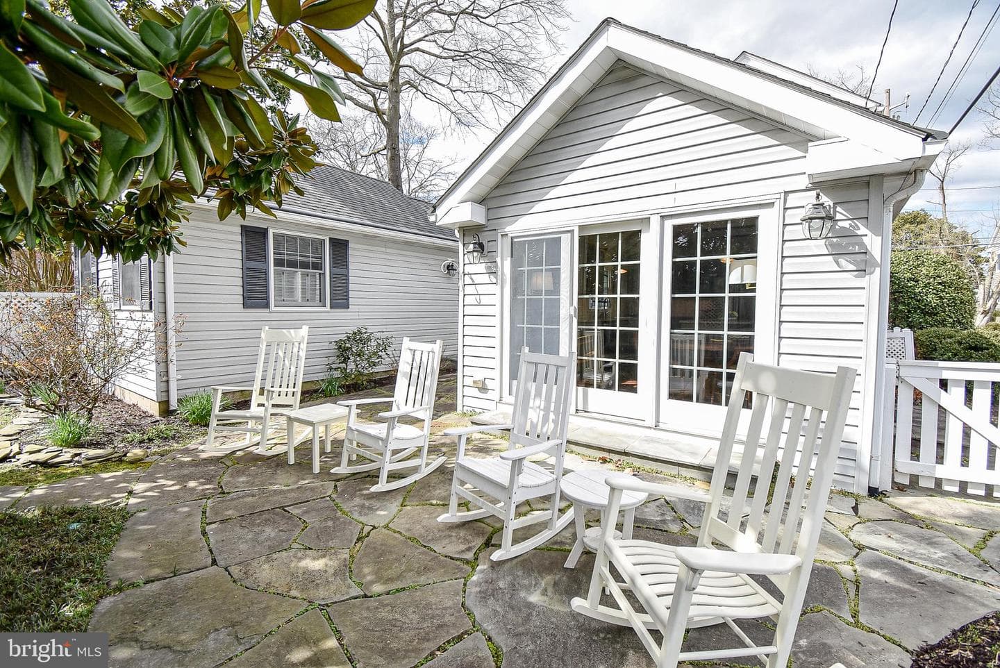 114 E Chew Avenue photo 32