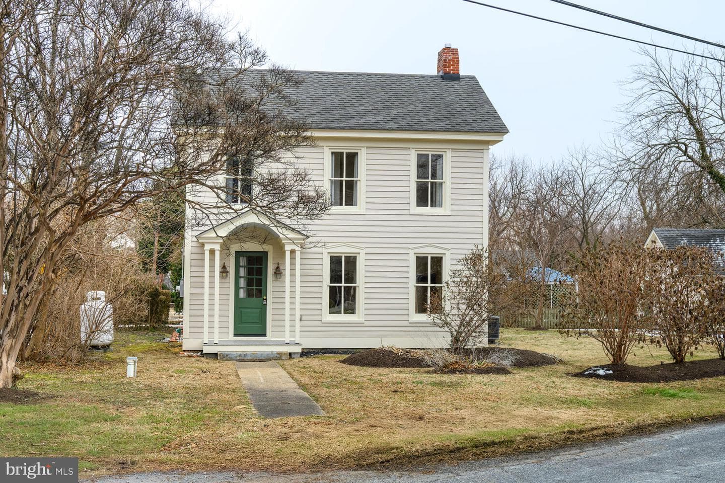 7651 Main Street photo 1