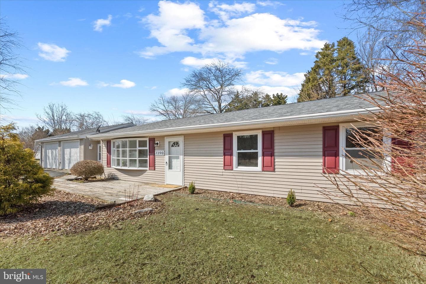 7390 Patrick Road photo 3